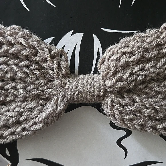 Handmade Knit Turban Headband - Picture 2 of 6